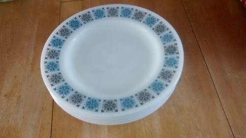 Vintage jaj pyrex - x, /