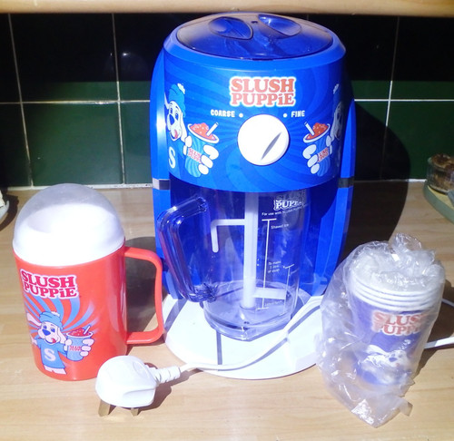 Slush puppie frozen - ice, shaver