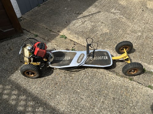 Motorised skateboard runs - skateboard, i