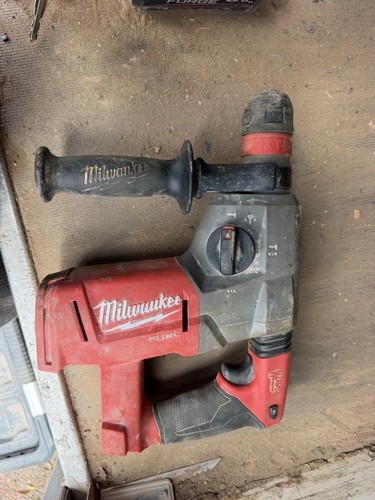 Milwaukee m18chx 18v - 18v, cordless