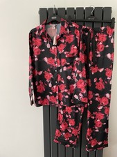 Victoria’s Secret Red &