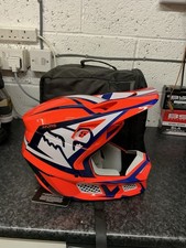 Fox V3 Idol Helmet
