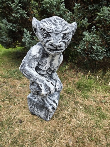Large gargoyle stone garden - large,