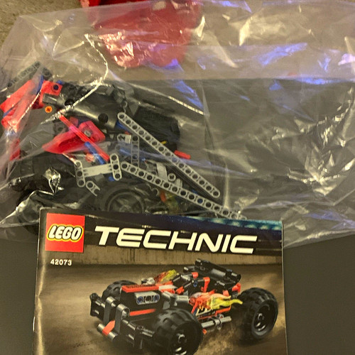 Lego technic 42073 bash set - lego,