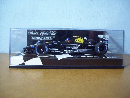 Minichamps 400 010020 - 1/43,