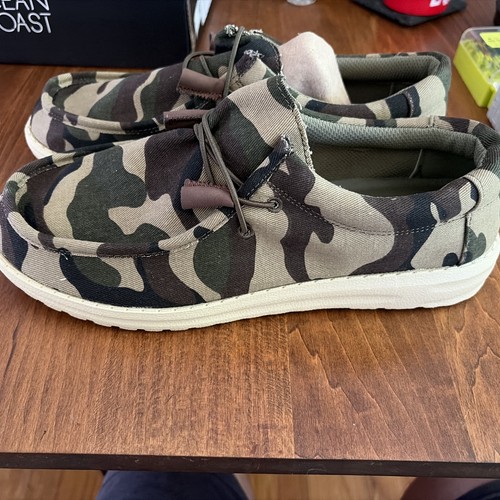 Ocean coast camouflage - &,