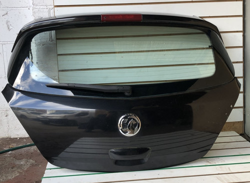 Vauxhall corsa 2014 rear - d,
