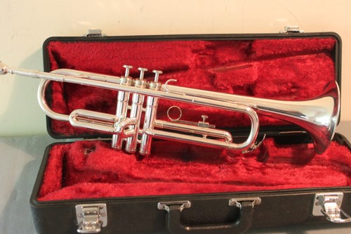 Yamaha silver trumpet - silver,