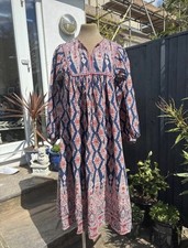 Vintage 70s Phool Indian