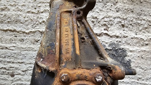 Mercedes w115 differential - mercedes,