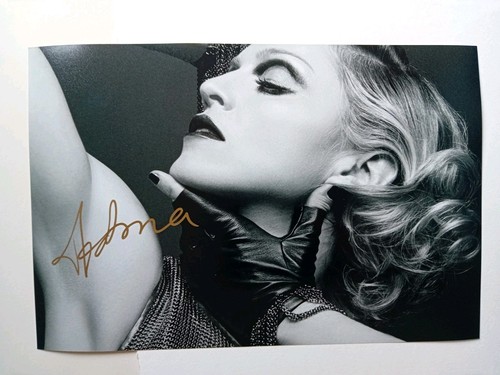Madonna genuine signed 12x8 - ,