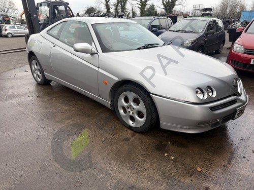 Alfa romeo gtv mk1 door - romeo,