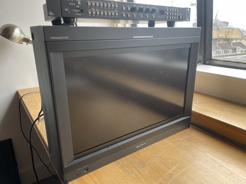 Sony bvm l230 - bvm-l230, 23in