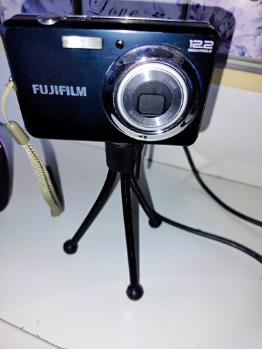 Fujifilm finepix j40 2mp 3x - j40, 12.2mp