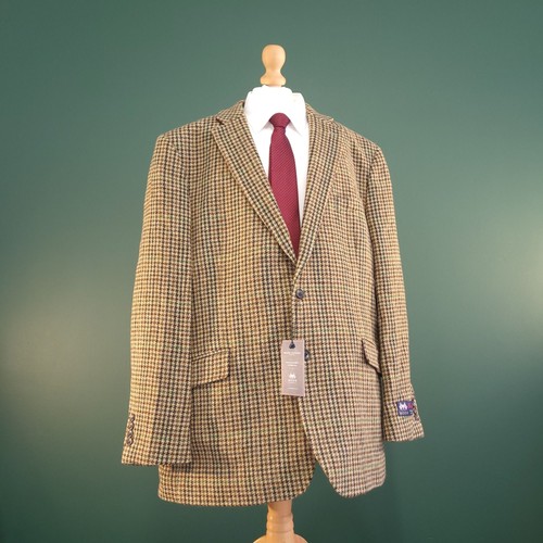 Brook taverner moon - brook, tweed