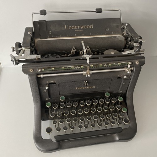 Vintage underwood typewriter - underwood,