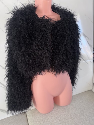 Nwt amazhiyu black shaggy - nwt, faux