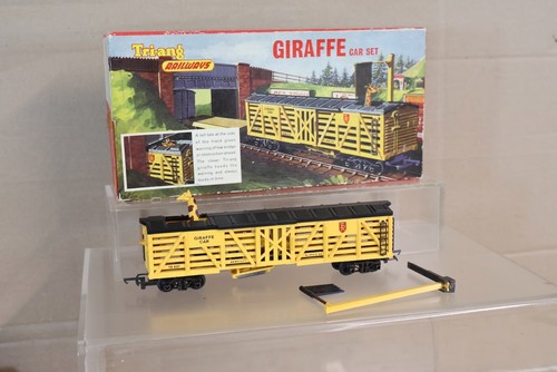 Triang r348 operating giraffe - triang,