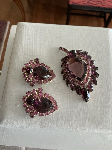 Stunning vintage magenta - vintage, pink