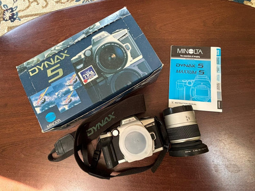 Minolta dynax film camera - minolta, 5