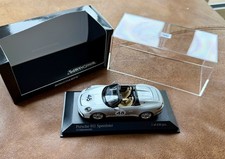 MINICHAMPS 410061130 1:43