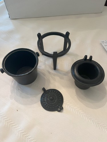 Assorted cast iron - , pieces