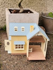 Sylvanian Families Blue Roof House Bluebell Cottage Riverside Lodge