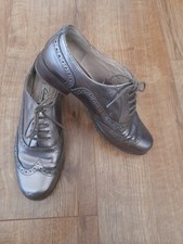 Clarks silver Brogues  Leather Ladies Lace Up Shoes  UK 5 /EU 38, Condition used