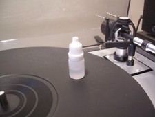 Tonearm damping fluid cue - damping,