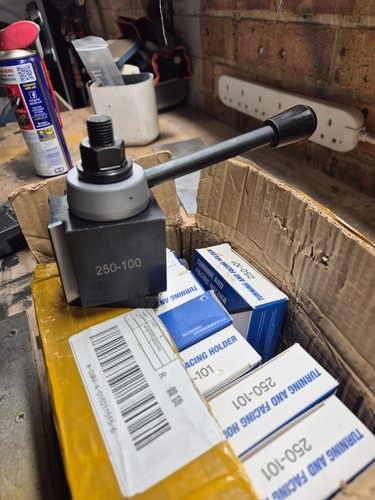 Lathe quick change tool - change, post