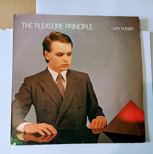 Gary numan the pleasure - gary,