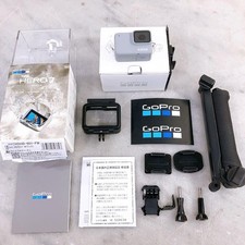 GoPro HERO 7 WHITE CHDHB-601-FW – Excellent Condition, Full Accessories