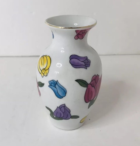 White porcelain vase florals - white, w/florals