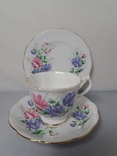 ROYAL ALBERT  Bone China