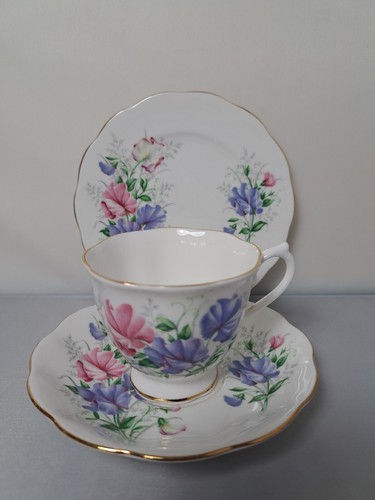 Royal albert bone china - ,