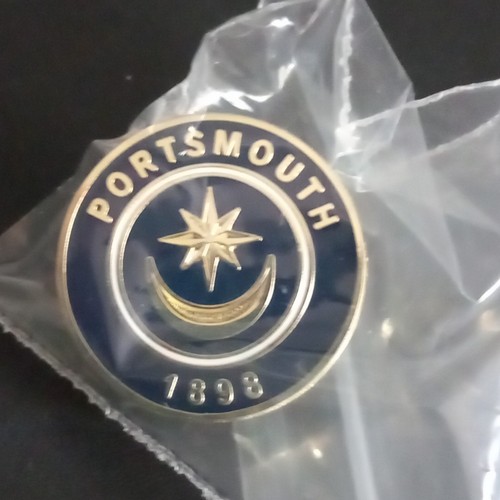 Portsmouth pin badge - portsmouth,