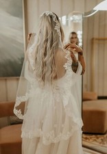 Bridal mantilla Veil with lace