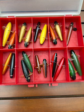 19 DEVON MINNOW LURES IN Plastic Box