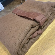 Vintage Blanket Witney England Courtelle Cellular Brown Old Stock 91” X 98”