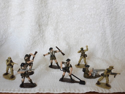 Toy soldiers plastic - , ww