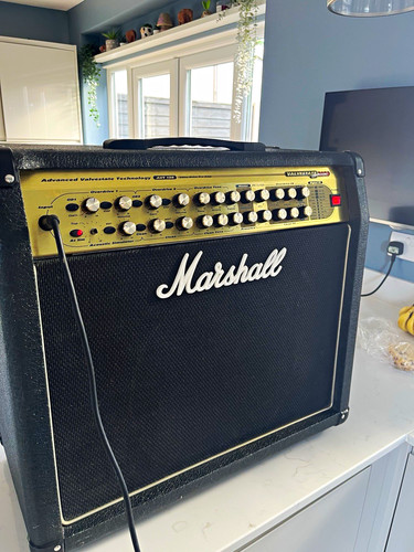 Marshall valvestate 2000 - marshall,