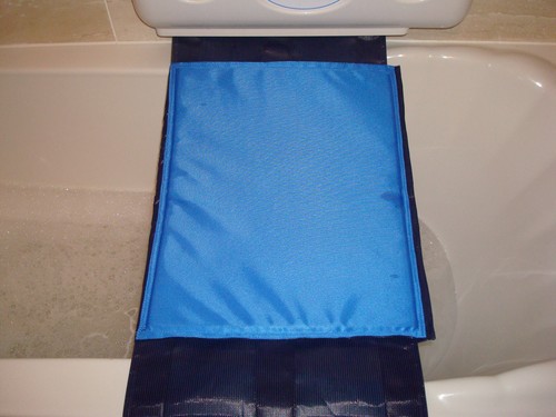 Slip cushion for - for, bath