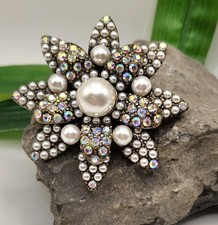 Vintage Aurora Borealis Pearl