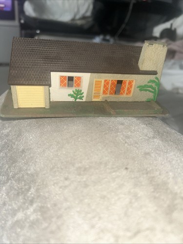 Gauge modern bungalow - gauge,