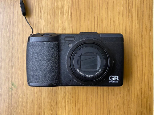 Ricoh digital iv - digital,