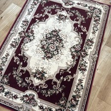Traditional floral rug - floral,