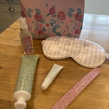 Laura Ashley Heritage Bloom
