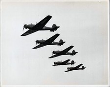 VICKERS WELLESLEY FORMATION VINTAGE ORIGINAL MANUFACTURERS PHOTO RAF