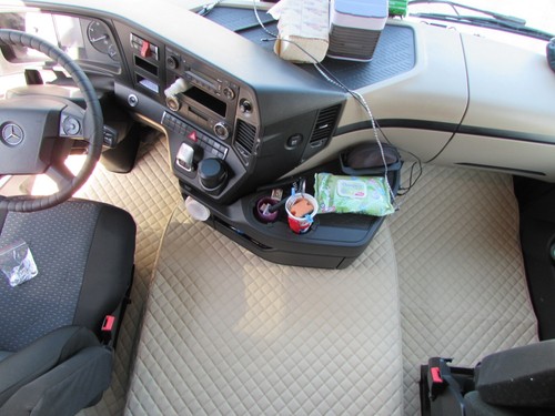 Floor mats for mercedes actros - mats,