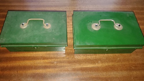 Vintage victa green metal cash - vintage,